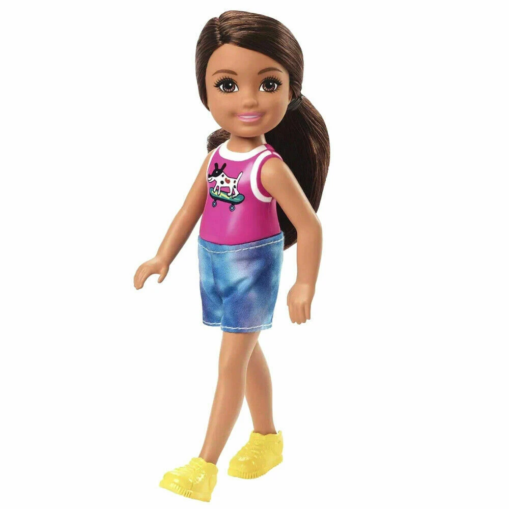 Barbie Pop Chelsea Met Bruin Haar En Top Met Hondje Op Skateboard - Afbeelding 2